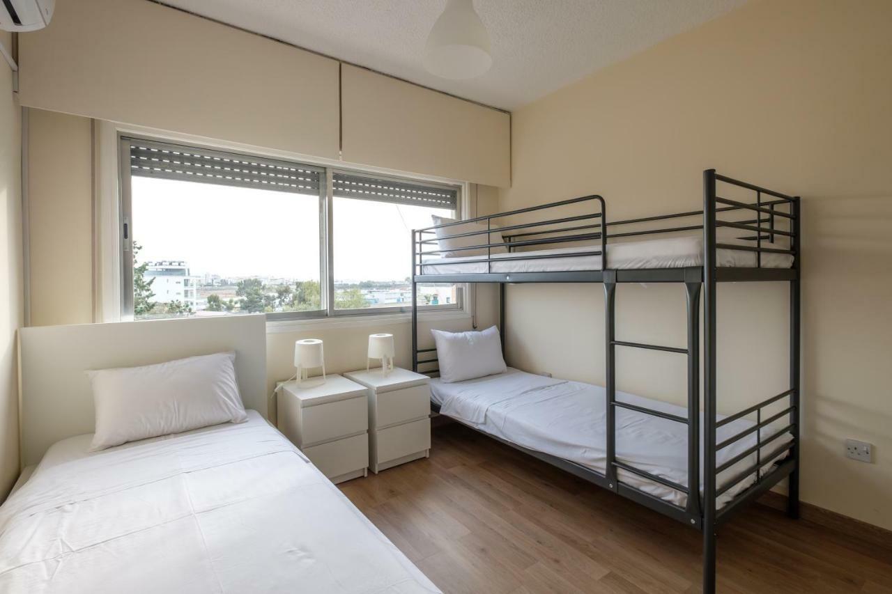 Spacious 2Bdr @ Mackenzie Larnaca Exteriér fotografie