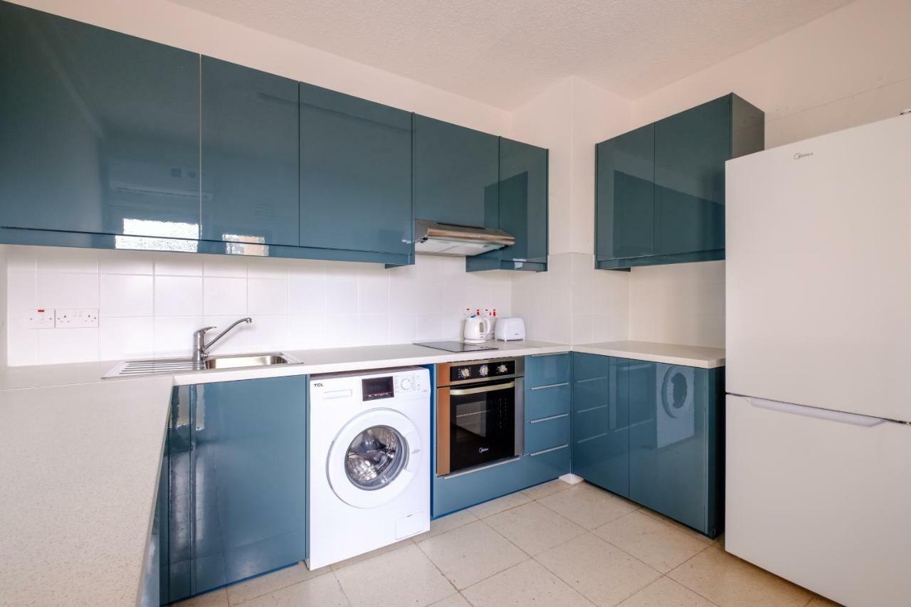 Spacious 2Bdr @ Mackenzie Larnaca Exteriér fotografie